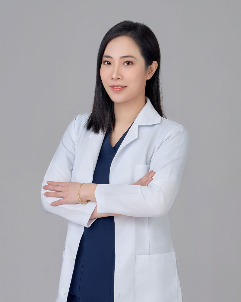 Dr Cindy Lim Xin Yin graduated from Universiti Tunku Abdul Rahman (UTAR) with Bachelor of Medicine & Bachelor of Surgery (MBBS). Her journey in medicine began serving the community in the primary care setting, hence she weaves a holistic health philosophy to aesthetic medicine. She hones her aesthetic skills and precision through Medical Aesthetic Certification (MAC) program, focusing on helping patients to restore and refine their natural beauty as well as overall wellbeing through personalised treatment plan.